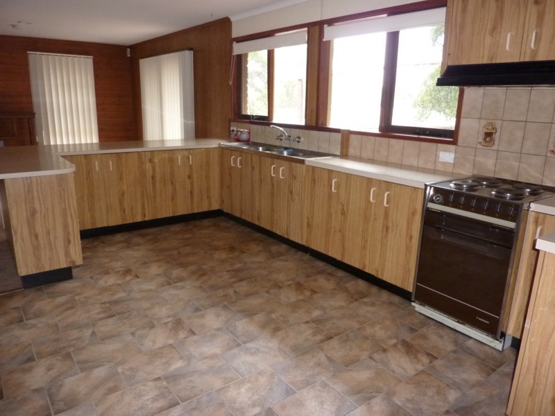 27 John Street, Wandin North VIC 3139