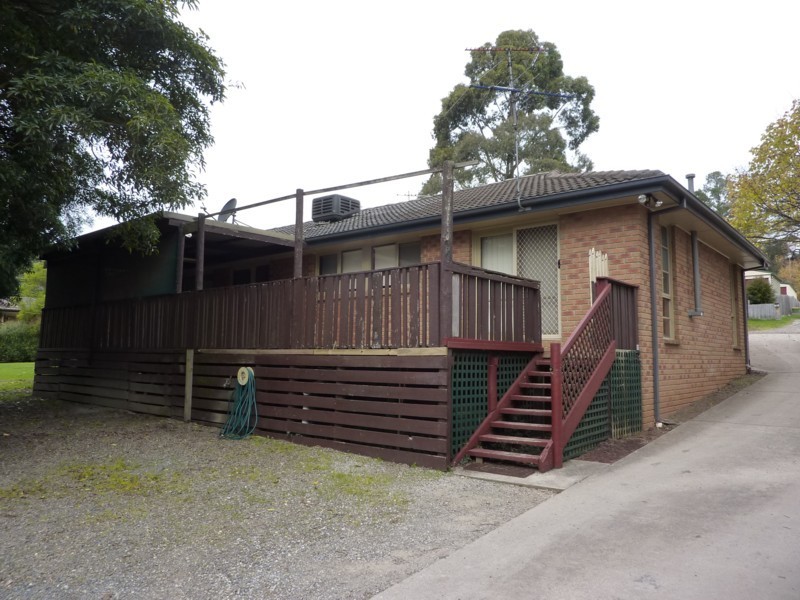 27 John Street, Wandin North VIC 3139