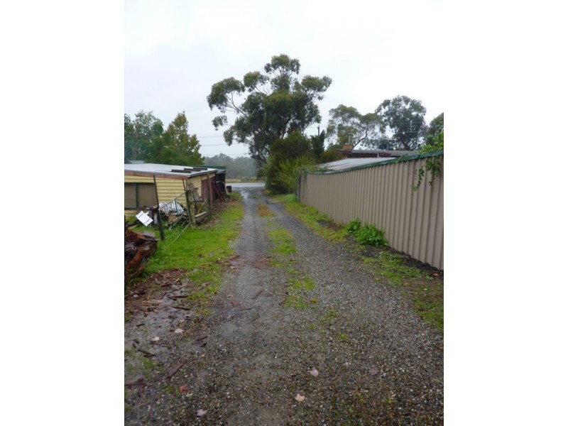 27 John Street, Wandin North VIC 3139