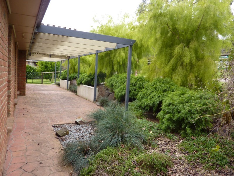 27 John Street, Wandin North VIC 3139