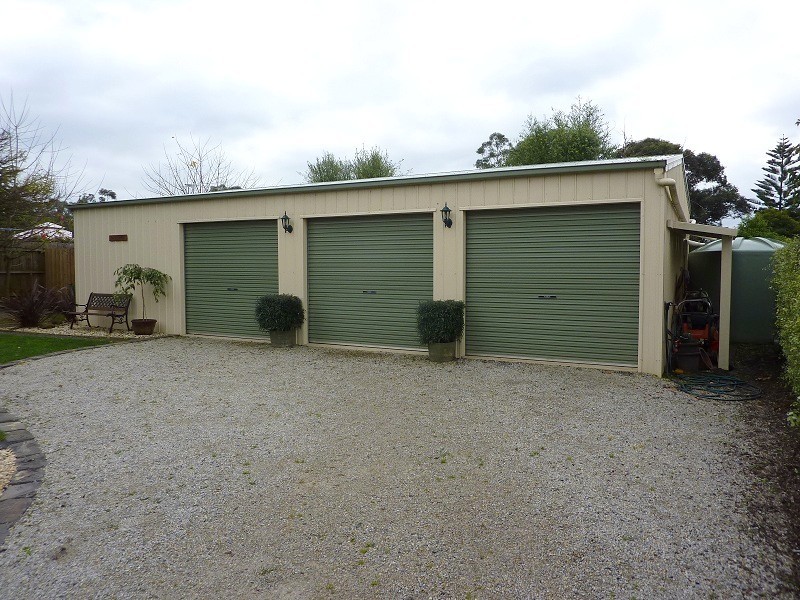 4 Hickman Place, Seville VIC 3139