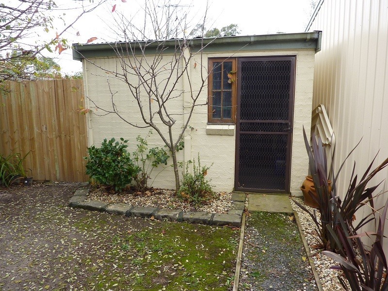 4 Hickman Place, Seville VIC 3139