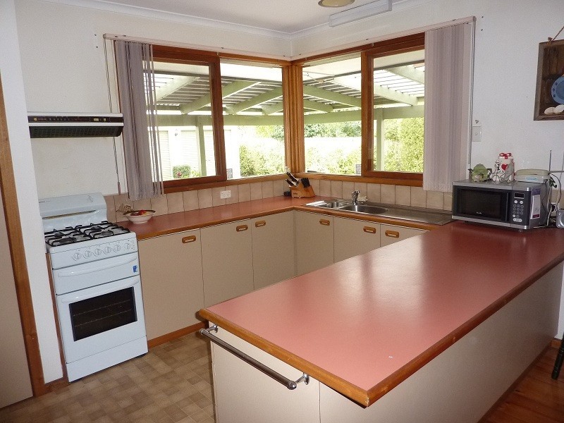 4 Hickman Place, Seville VIC 3139