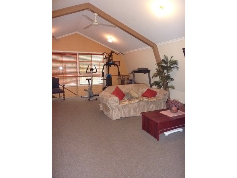 40 Peters Road, Seville VIC 3139