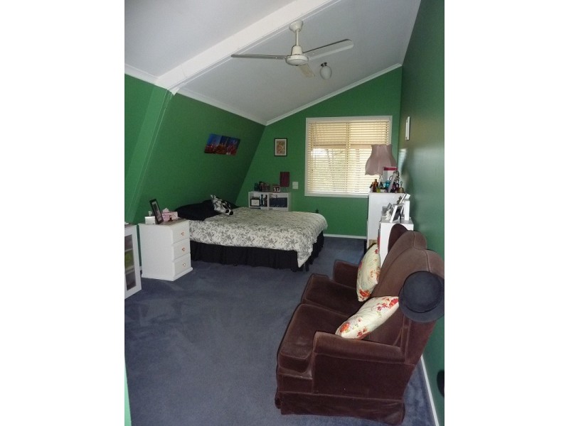 40 Peters Road, Seville VIC 3139