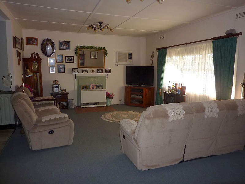 308 Warburton Highway, Wandin North VIC 3139