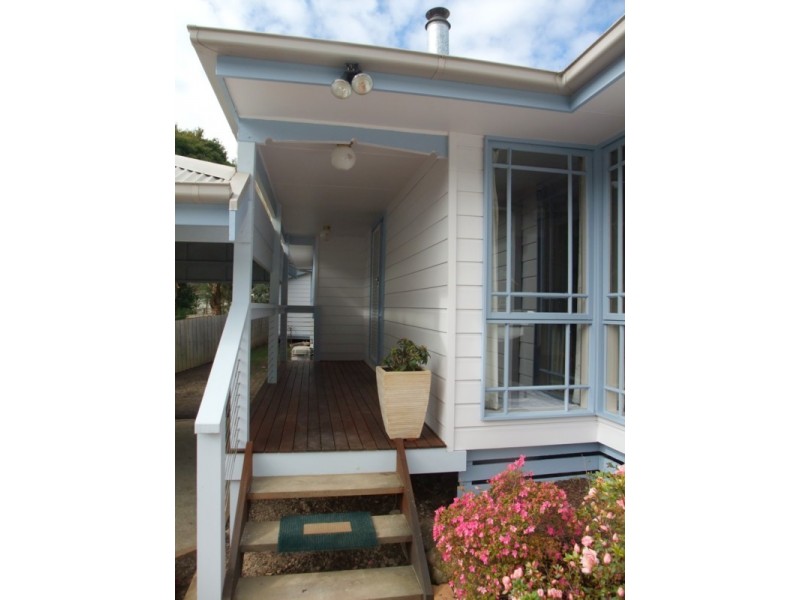 22 Mathers Avenue, Launching Place VIC 3139