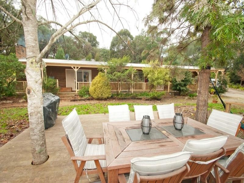 445 Gembrook Road, Launching Place VIC 3139