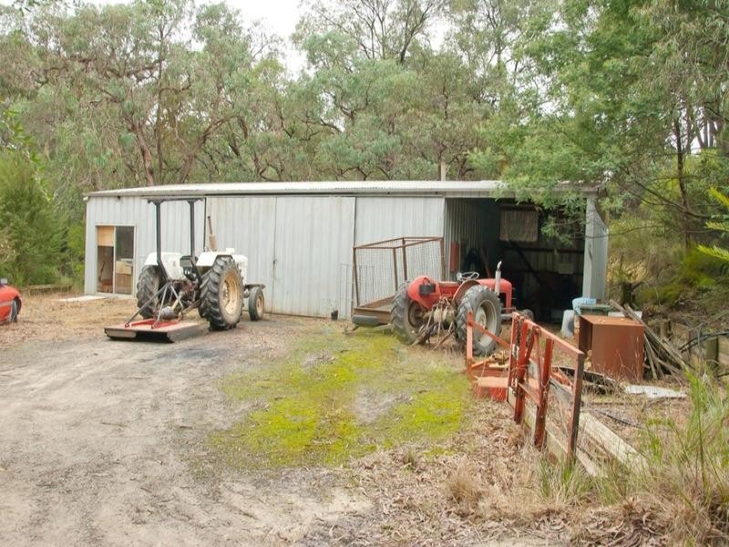 445 Gembrook Road, Launching Place VIC 3139