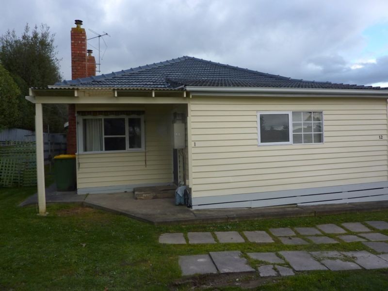 1/12 Deschamps Street, Lilydale VIC 3140