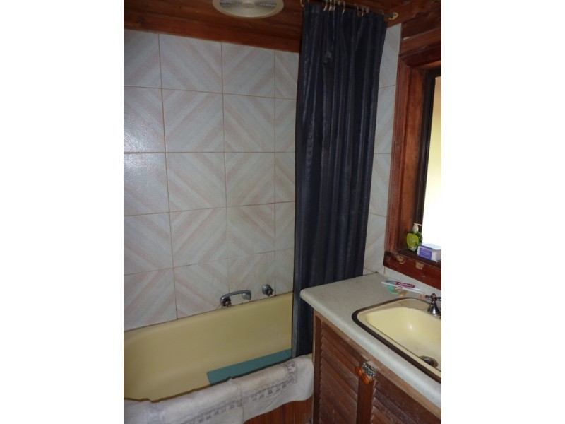 39 Glenvalley Crescent, Seville East VIC 3139