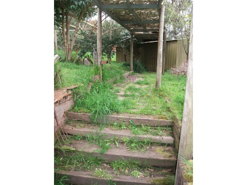 44 Station Road, Seville VIC 3139