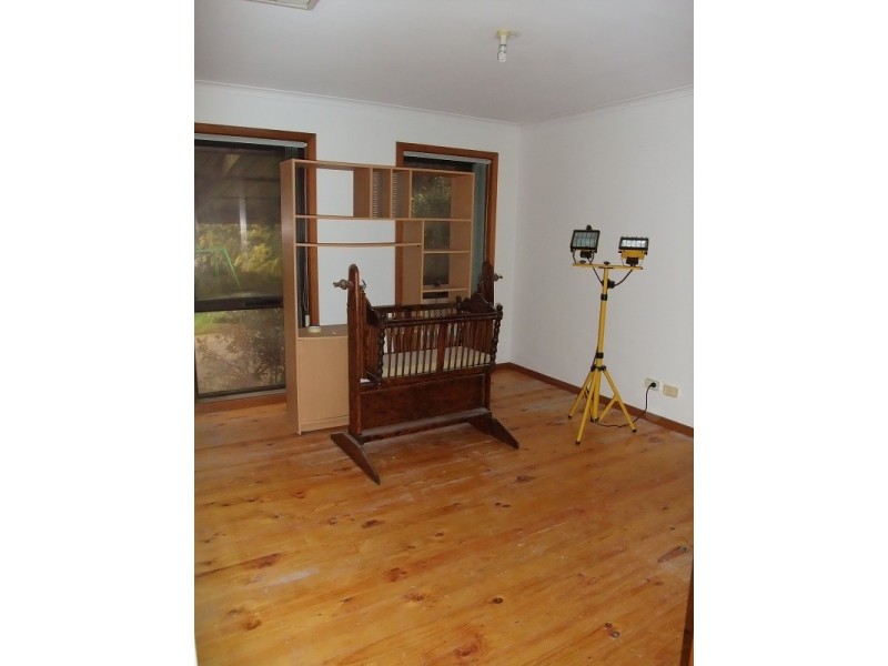 44 Station Road, Seville VIC 3139