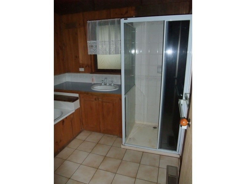 8 Farrar Way, Wandin North VIC 3139