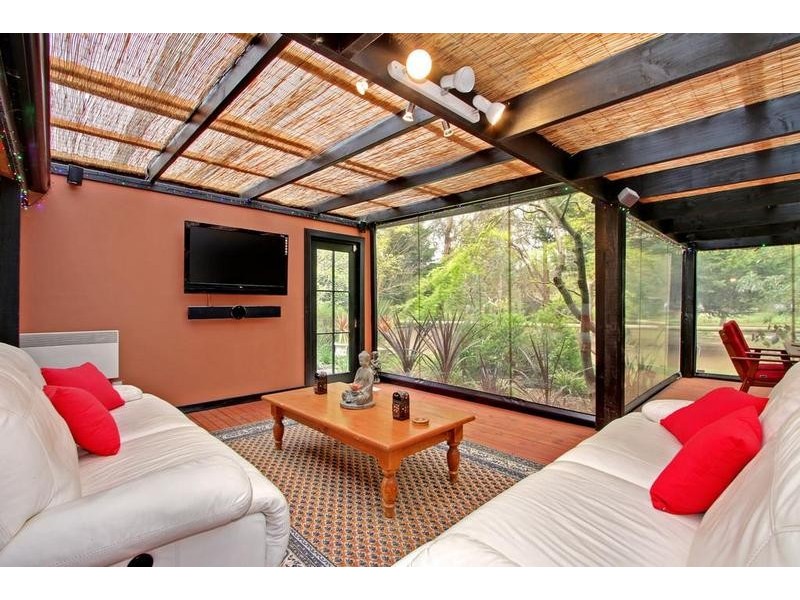 31 Station Road, Seville VIC 3139