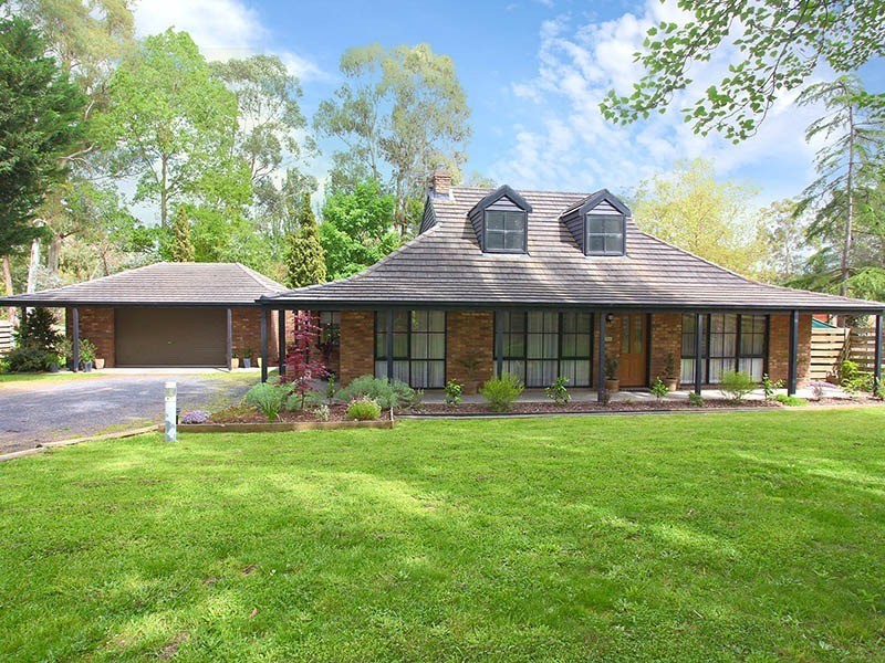 31 Station Road, Seville VIC 3139