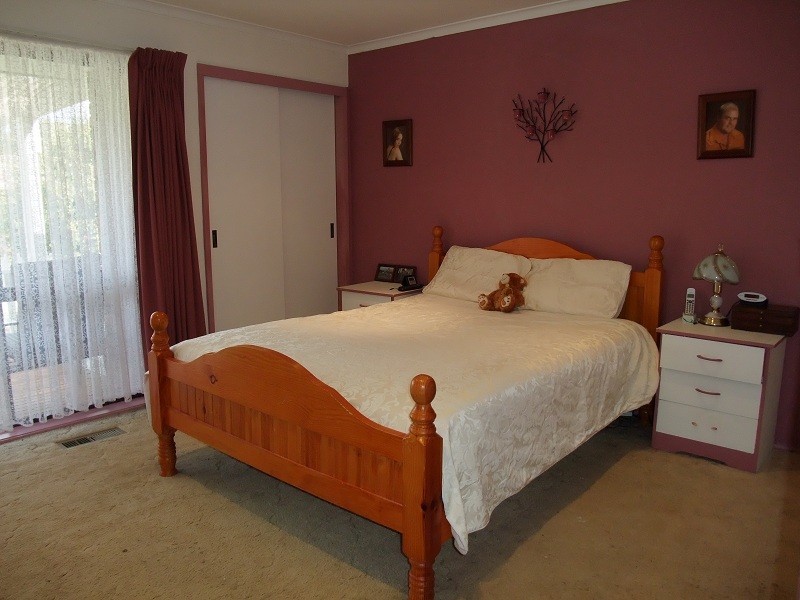 3 Hickman Place, Seville VIC 3139