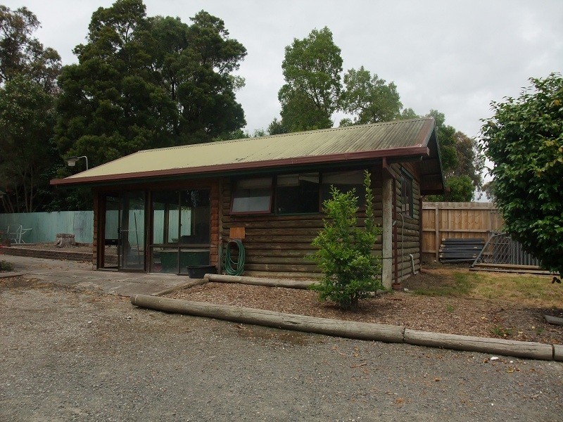 9 Railway Road, Seville VIC 3139