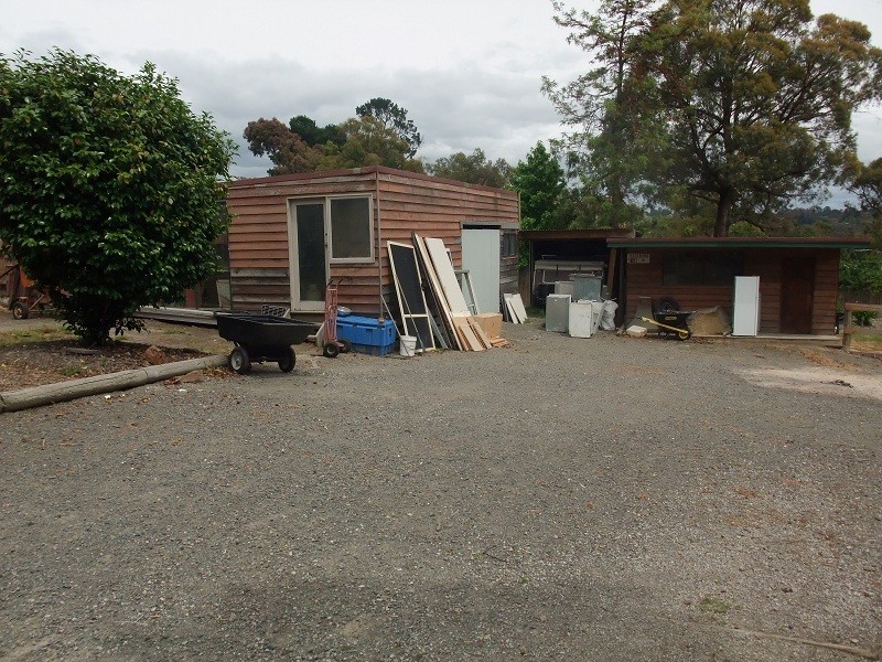9 Railway Road, Seville VIC 3139