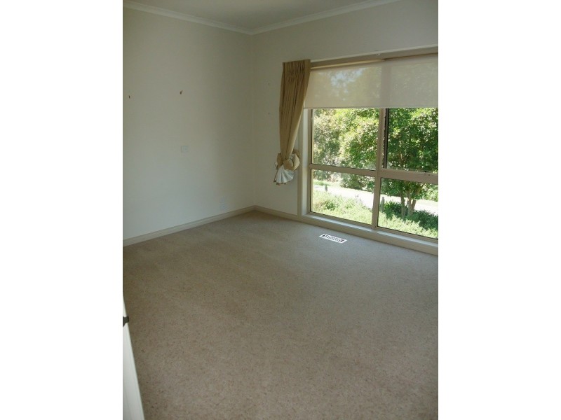 29 Drummond Road, Seville VIC 3139