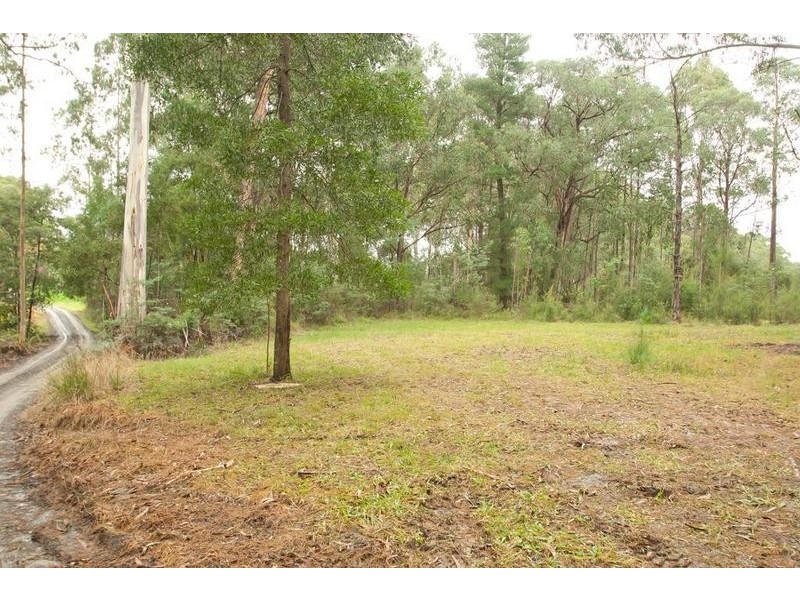 445 Gembrook Road, Launching Place VIC 3139