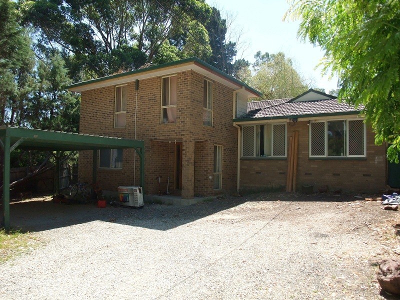 25 Valley Road, Seville VIC 3139