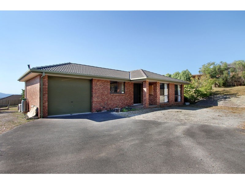 22 Eileen Grove, Woori Yallock VIC 3139