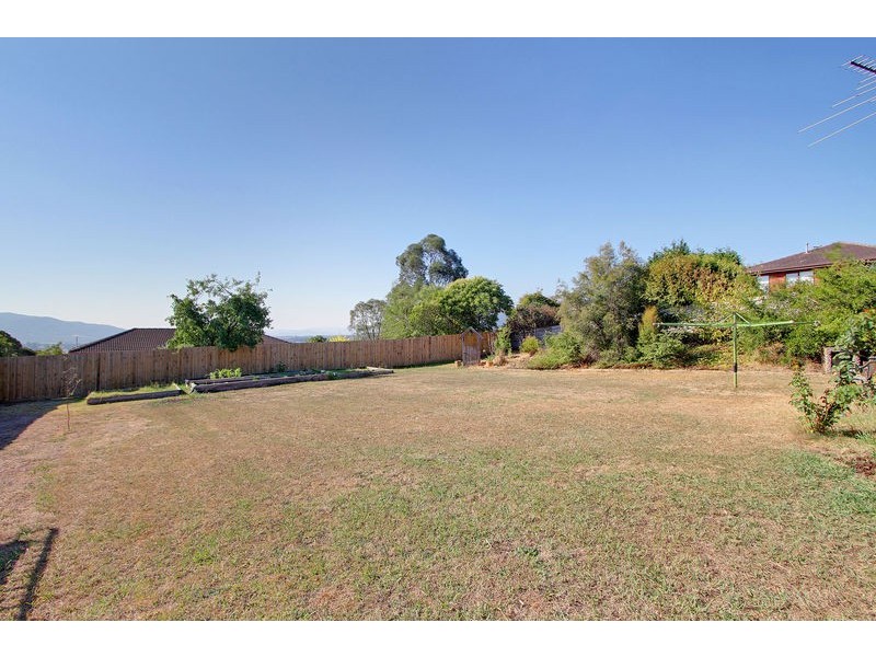 22 Eileen Grove, Woori Yallock VIC 3139