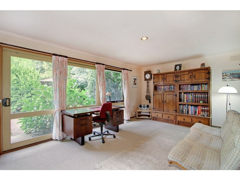 7 Paynes Road, Seville VIC 3139