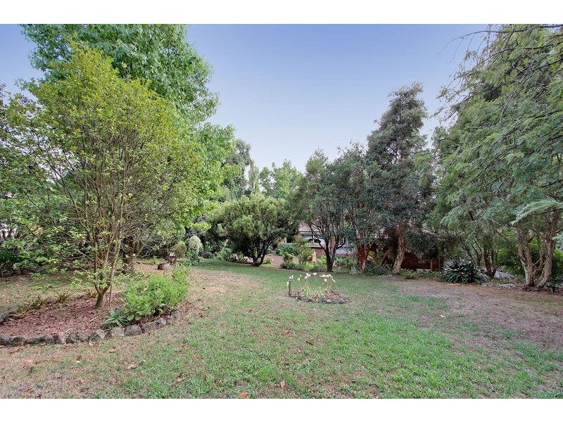 7 Paynes Road, Seville VIC 3139