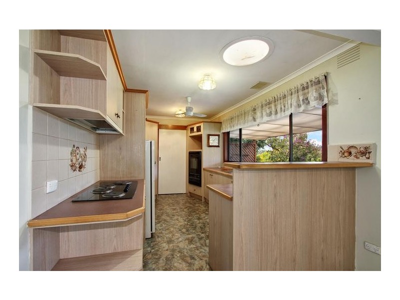 1 Fern Court, Launching Place VIC 3139