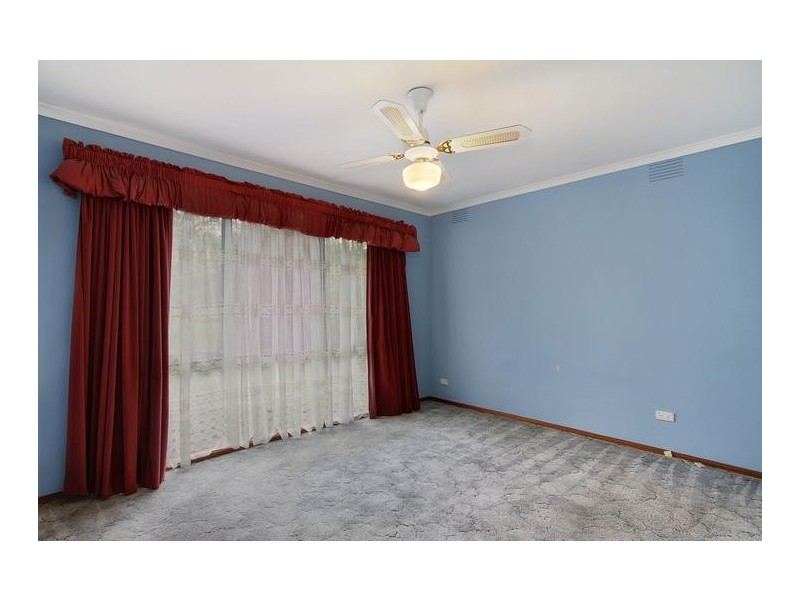 1 Fern Court, Launching Place VIC 3139