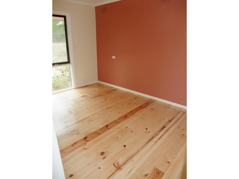 55 Railway Parade, Wandin North VIC 3139