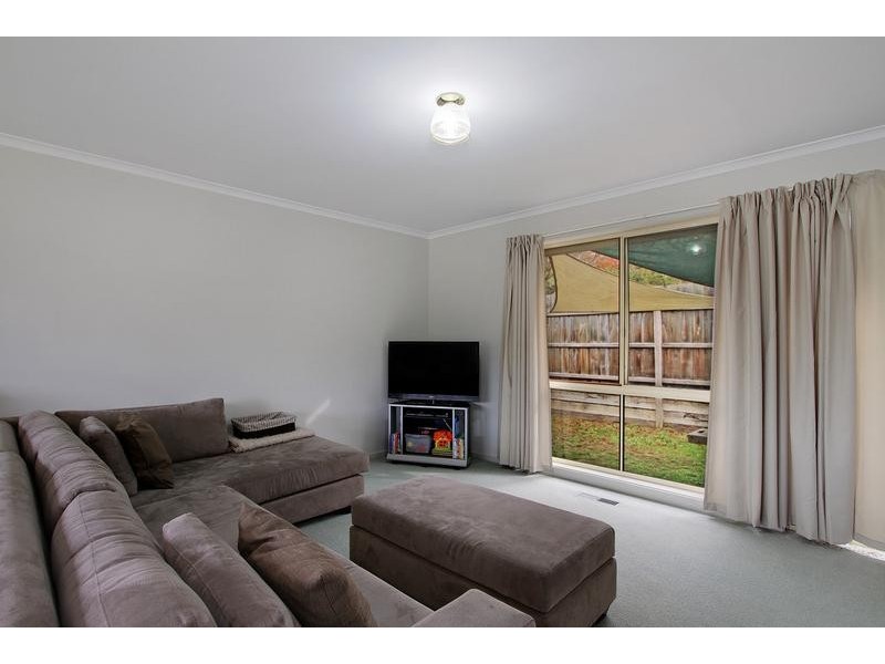 9 Jeremic Court, Croydon North VIC 3136