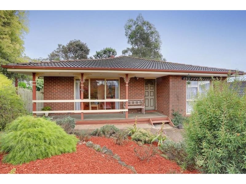 6 Capri Close, Seville VIC 3139