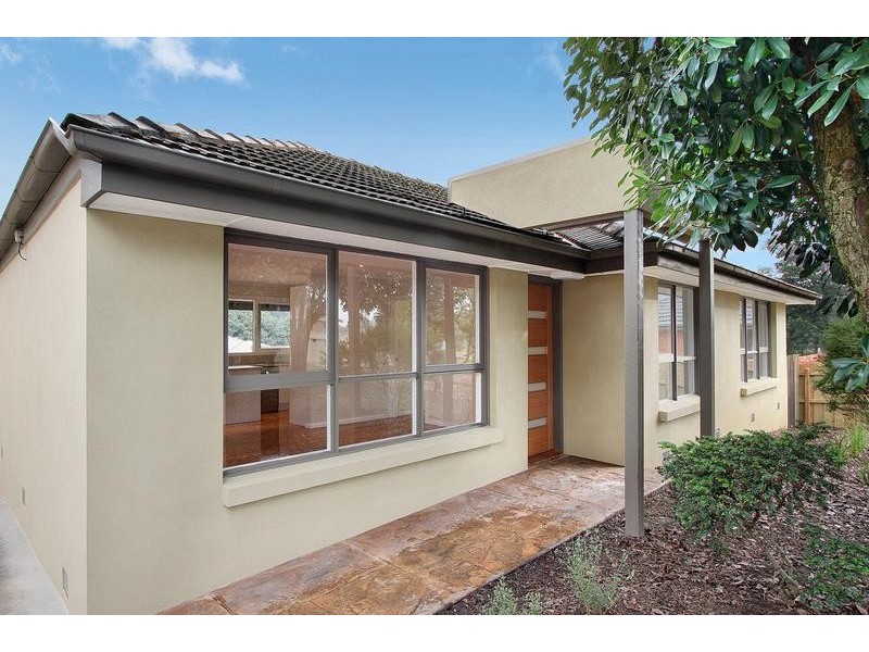 7 Macmillan Street, Mooroolbark VIC 3138