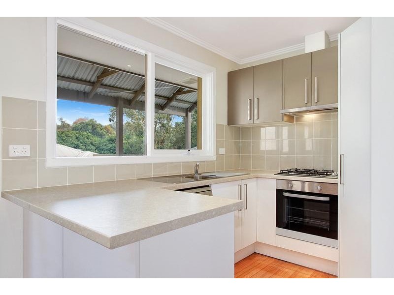 7 Macmillan Street, Mooroolbark VIC 3138