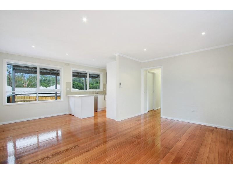 7 Macmillan Street, Mooroolbark VIC 3138