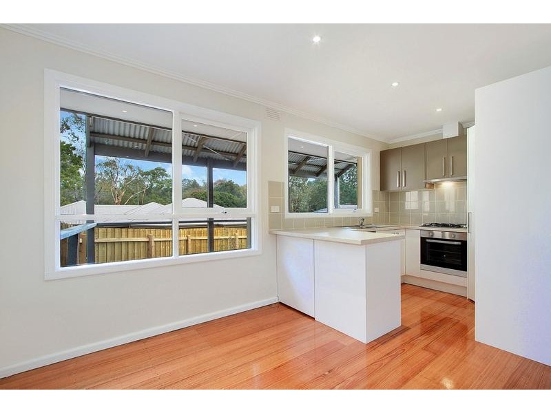 7 Macmillan Street, Mooroolbark VIC 3138