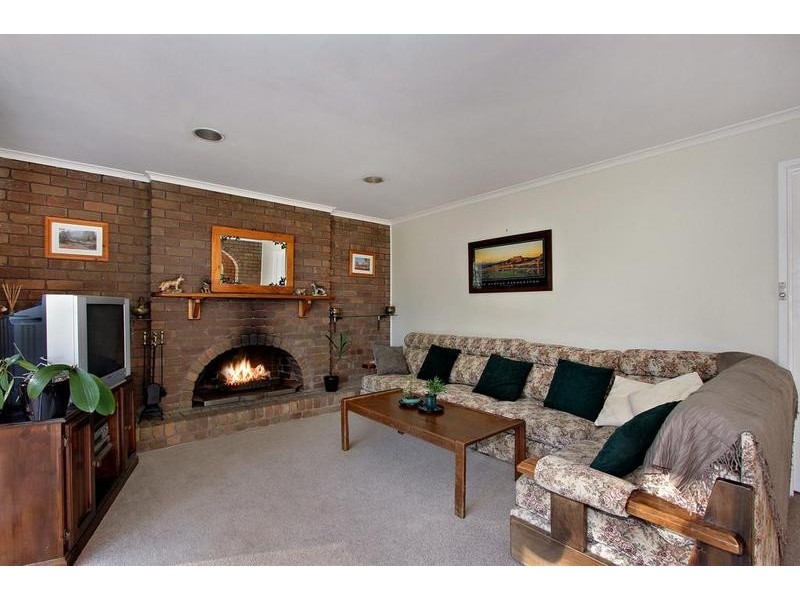 10 Thonemans Road, Hoddles Creek VIC 3139