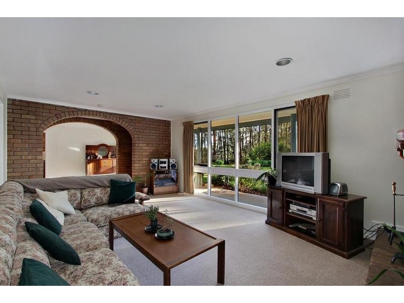 10 Thonemans Road, Hoddles Creek VIC 3139