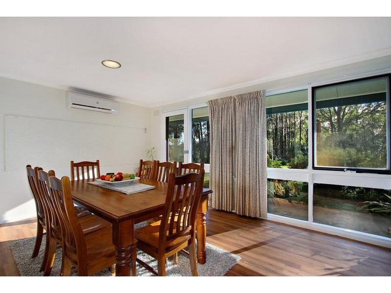 10 Thonemans Road, Hoddles Creek VIC 3139
