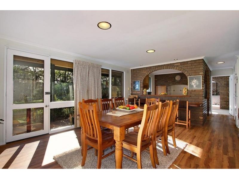 10 Thonemans Road, Hoddles Creek VIC 3139
