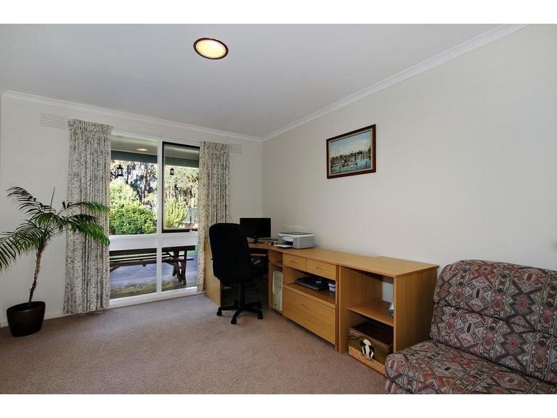 10 Thonemans Road, Hoddles Creek VIC 3139