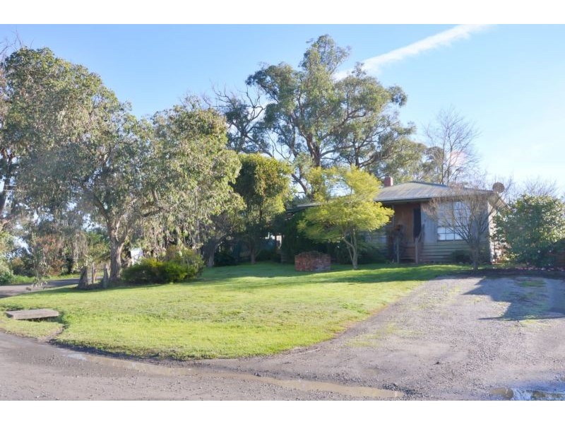 3 Joyce Road, Seville East VIC 3139