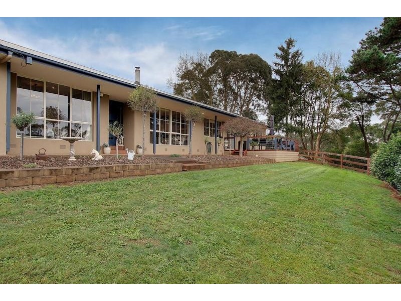 560 Beenak Road, Seville VIC 3139