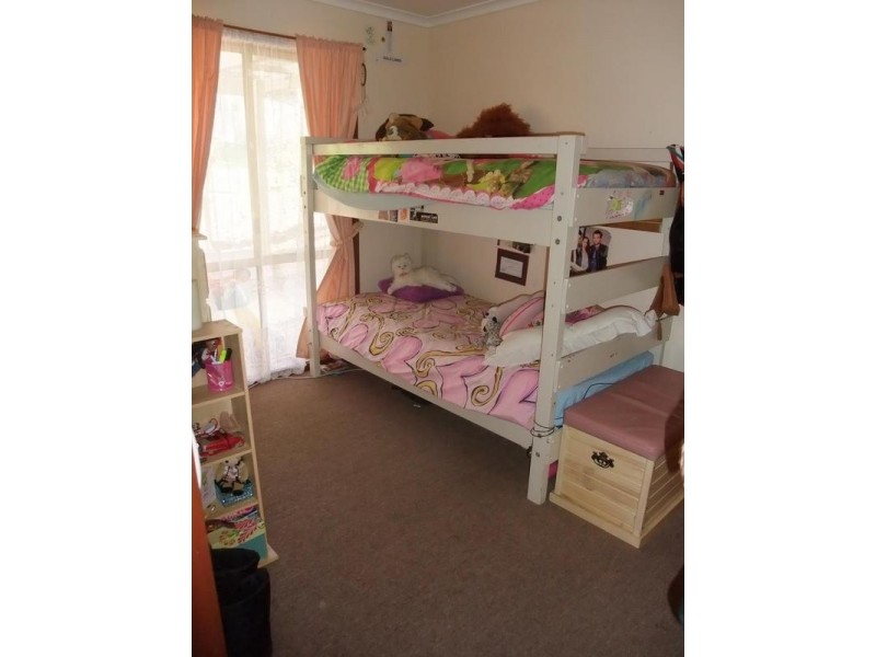 42 Trafalgar Crescent, Lilydale VIC 3140