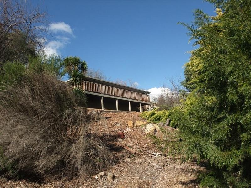 42 Trafalgar Crescent, Lilydale VIC 3140