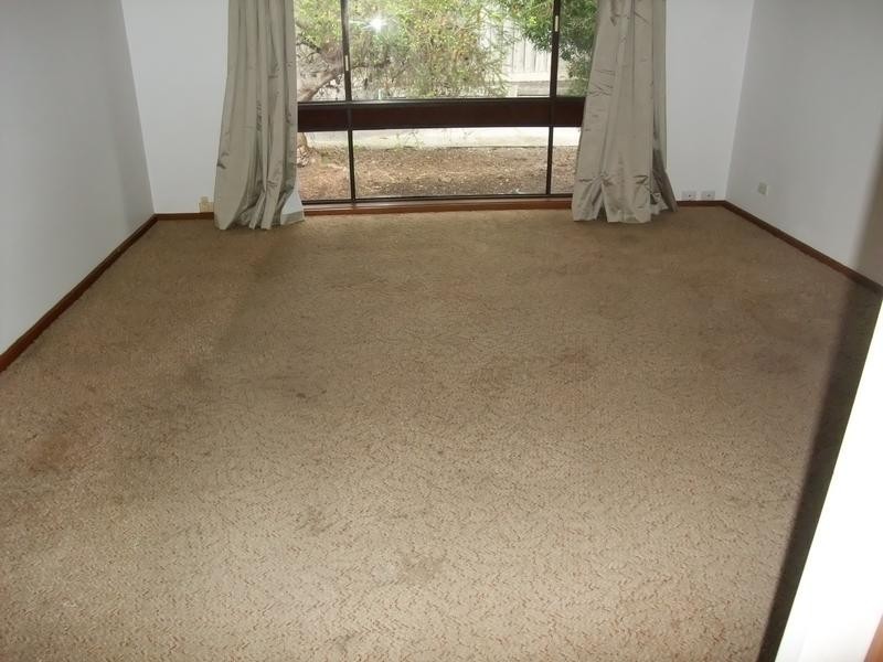 1/6 Emma Road, Croydon VIC 3136