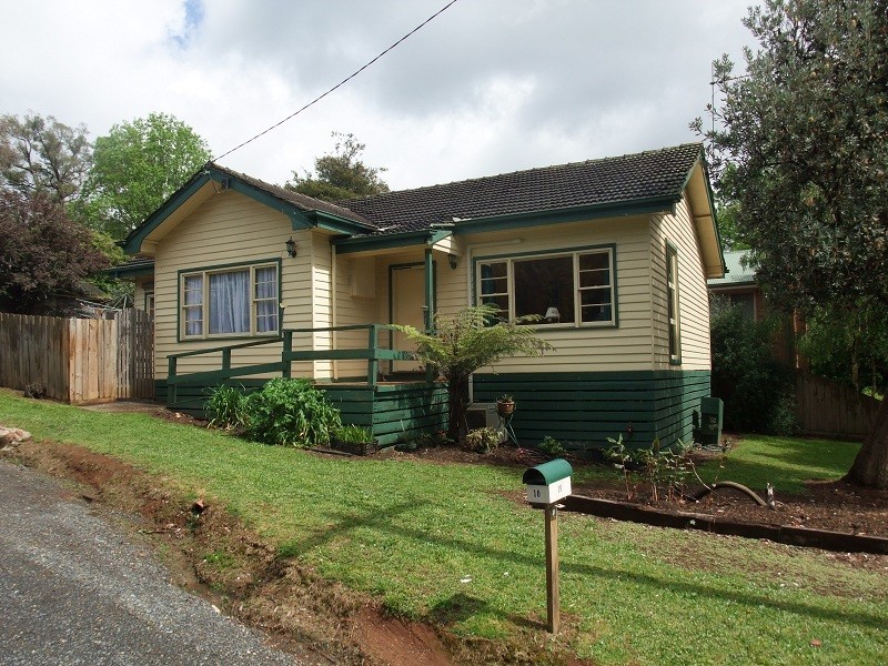 10 Haynes Street, Silvan VIC 3795